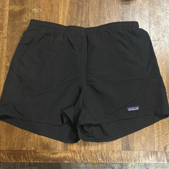 Patagonia Women's Baggies™ Shorts - 5 size large in black - Picture 5 of 9